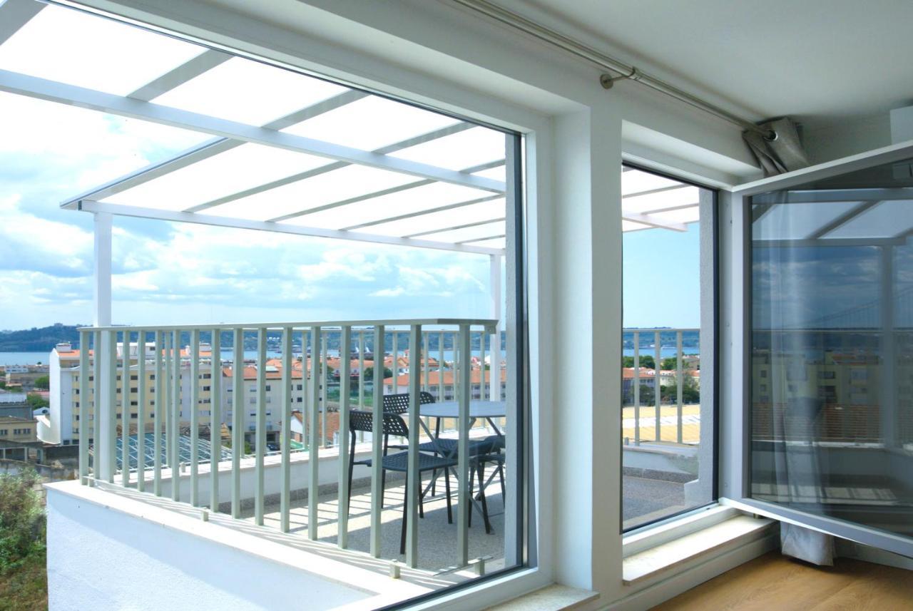 Apartment Ajuda Tagus River View Lisbona Esterno foto